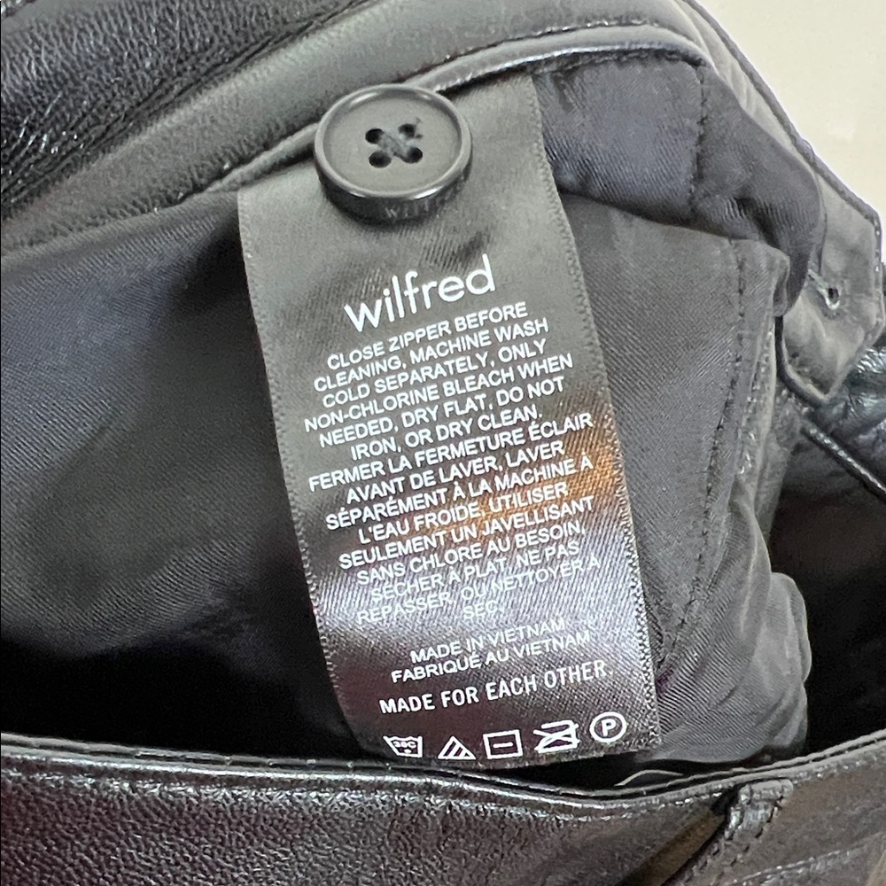 NWT Wilfred Beatrix Faux Leather Pant High Rise Flare Black 0 - Picture 12 of 13